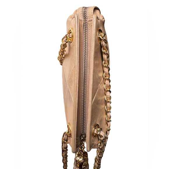 Chanel Vintage Diamond Quilted Lambskin Leather Shoulder Bag - Picture 10 of 16